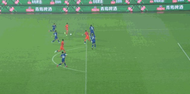 郭田雨.gif